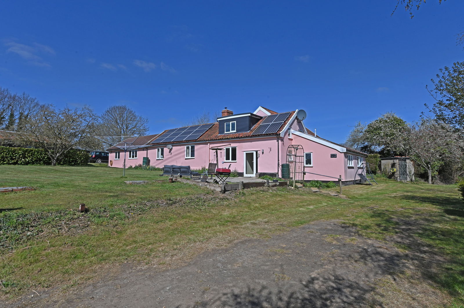 Pettistree, Nr Woodbridge, Suffolk property photo