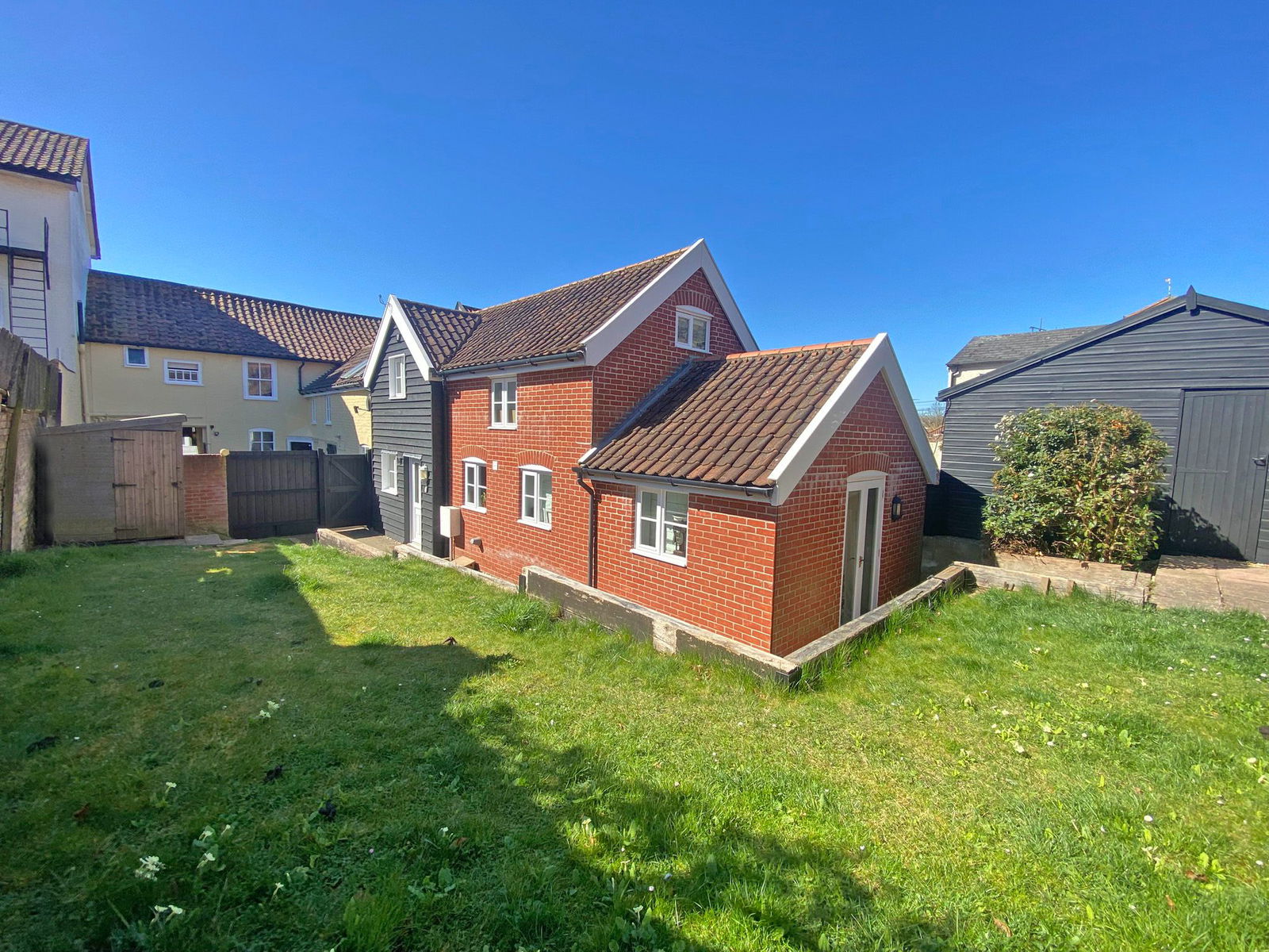 Market Hill, Framlingham, Suffolk property photo