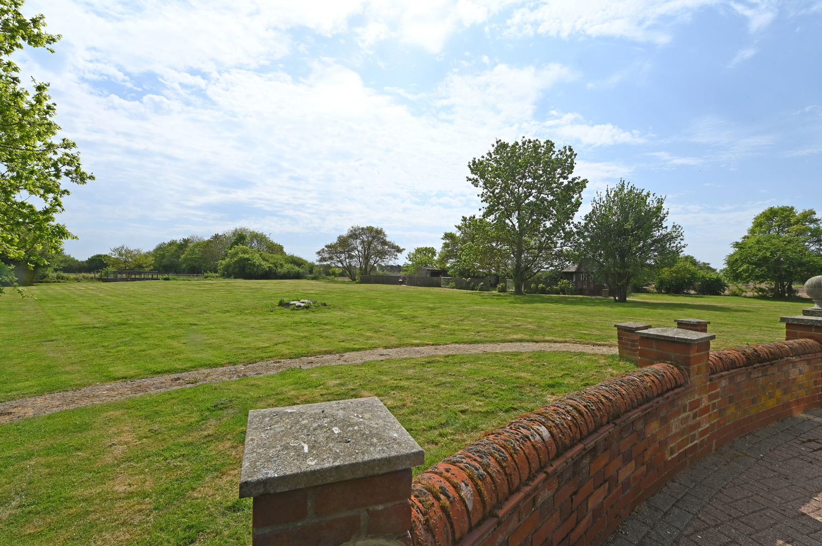 Darsham, Nr Heritage Coast, Suffolk property photo