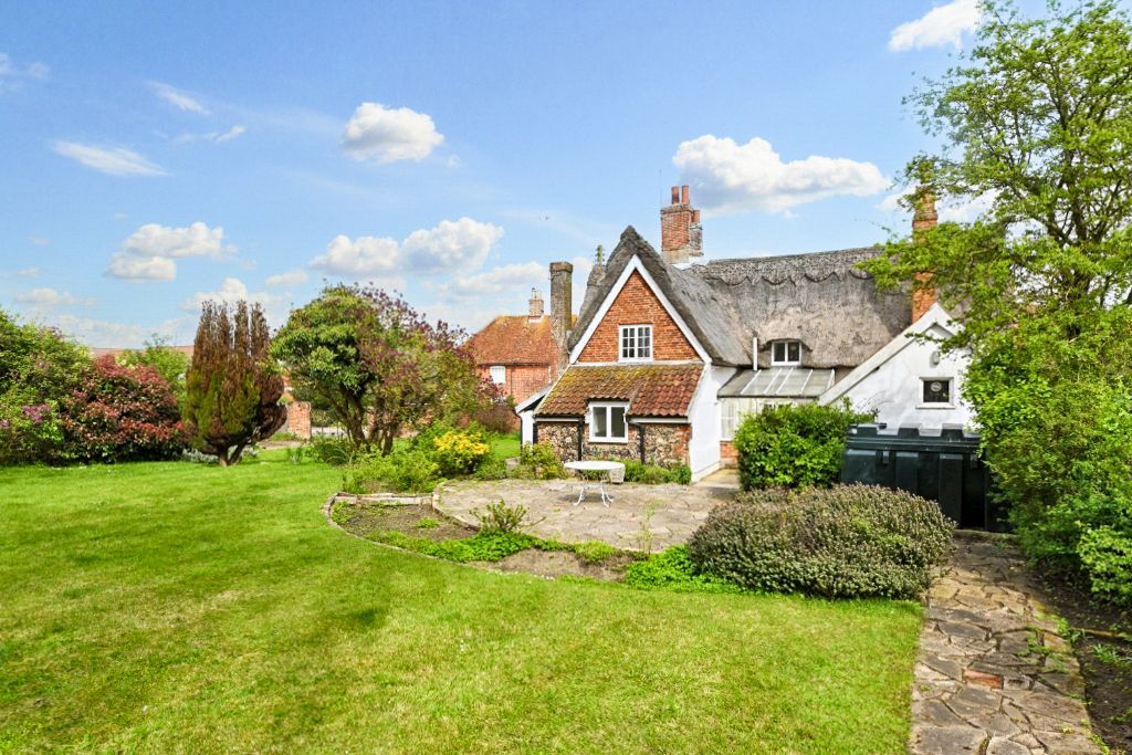 Hacheston, Near Framlingham, Suffolk property photo